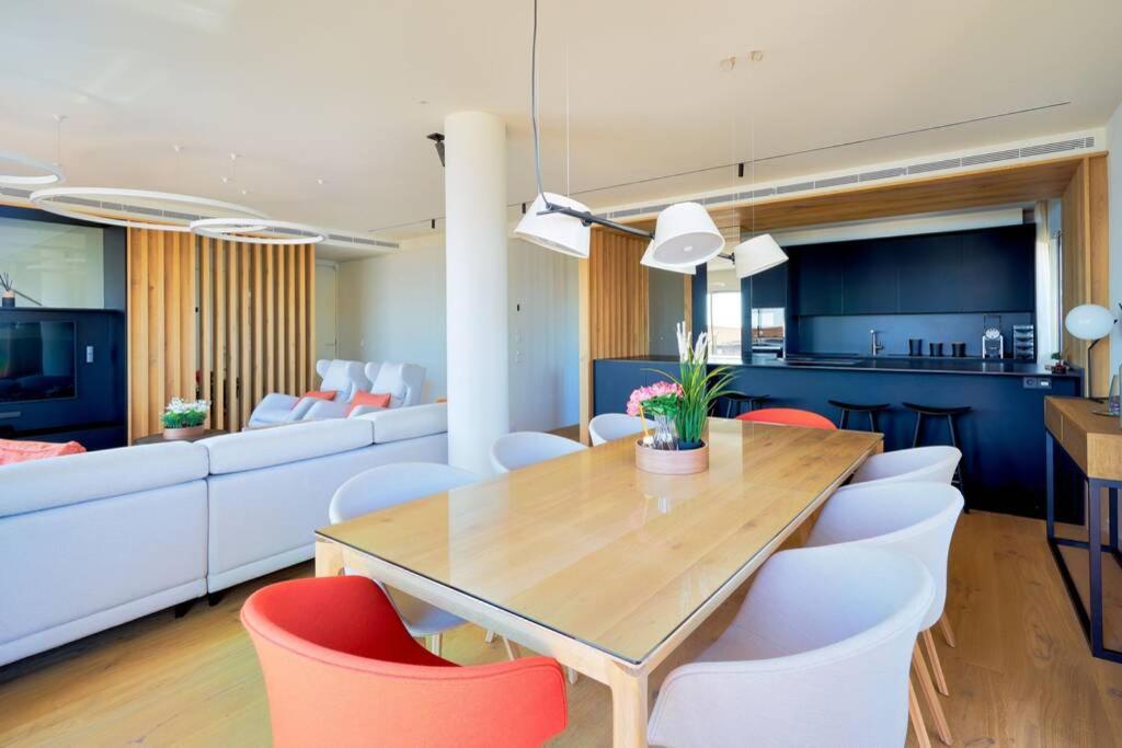 D&R Penthouse On The Beach Apartment มาลากา ภายนอก รูปภาพ