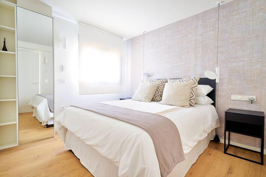 D&R Penthouse On The Beach Apartment มาลากา ภายนอก รูปภาพ
