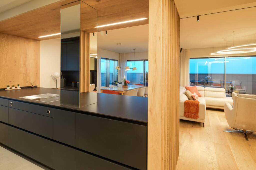 D&R Penthouse On The Beach Apartment มาลากา ภายนอก รูปภาพ