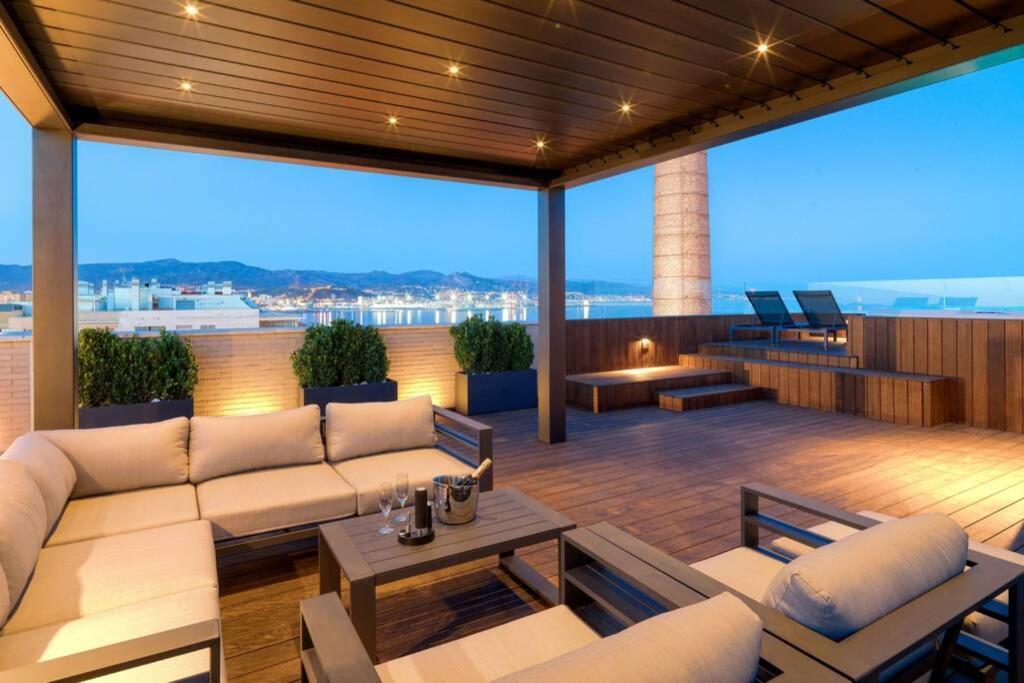 D&R Penthouse On The Beach Apartment มาลากา ภายนอก รูปภาพ